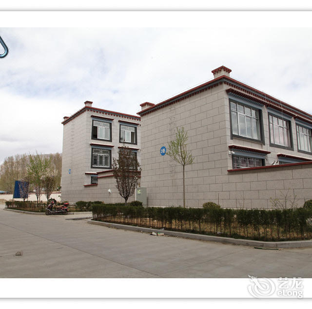 拉萨蓝色天路客栈