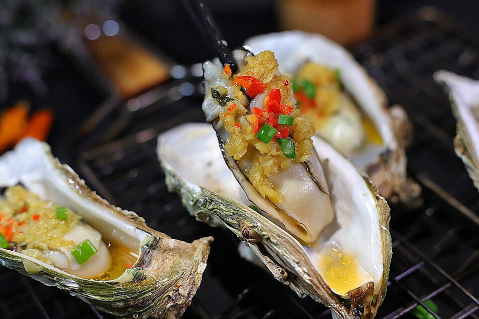 烤湛江生蚝图片