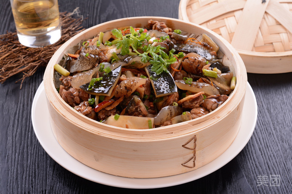 荷叶海参碎蒸生态甲鱼