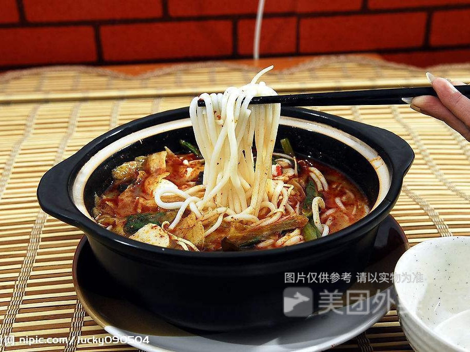 鸡肉过桥米线图片