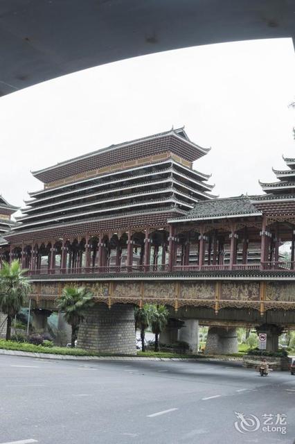 花果园风雨桥图片