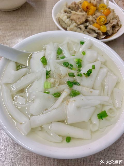 东坡胖姐粿条店