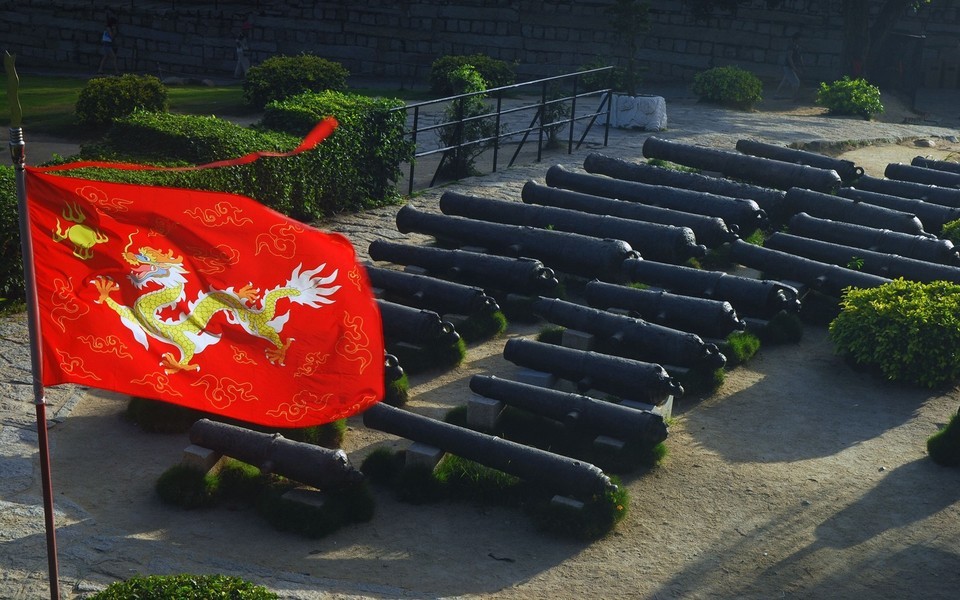 厦门胡里山炮台牵手柜台