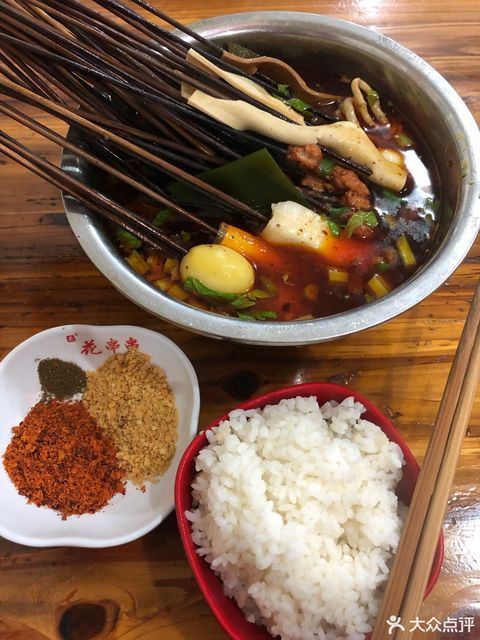 花串串冷热锅串串香图片