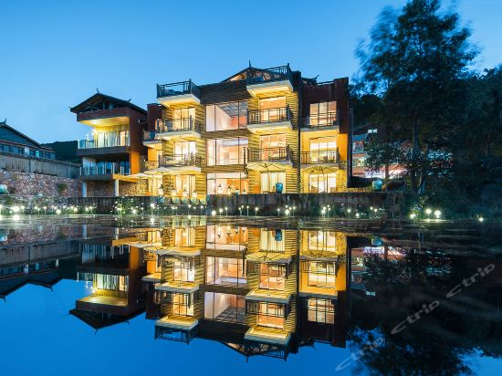 泸沽湖诗莉莉度假酒店图片