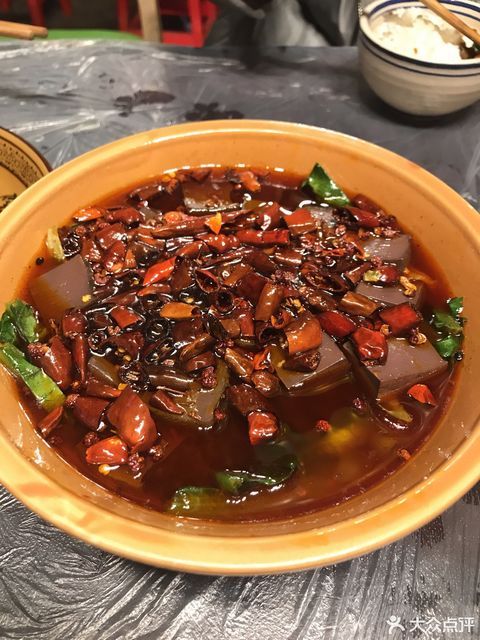 水煮嫩鸭血图片