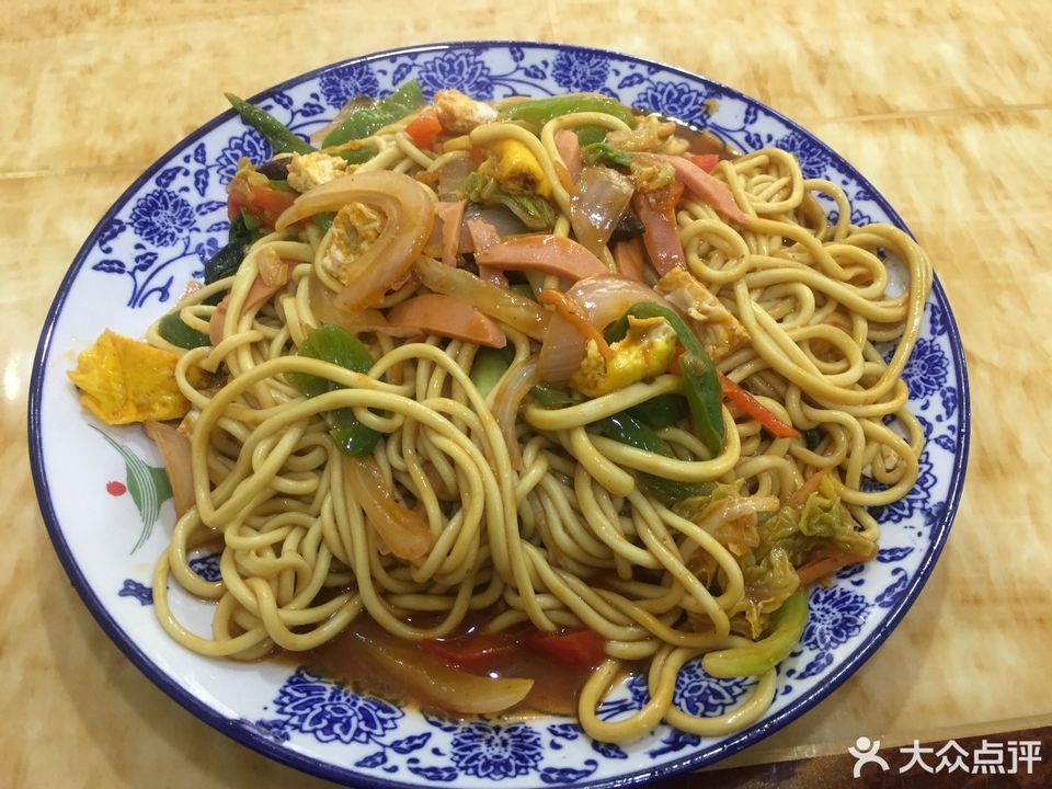 三鲜炒拉面图片