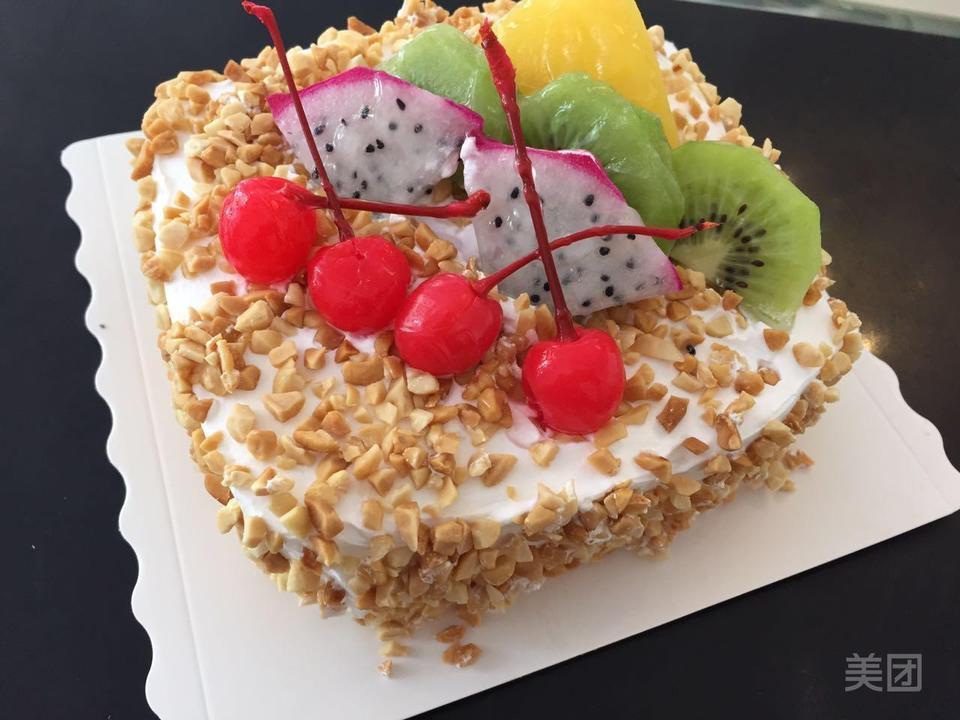 花生碎迷你蛋糕图片