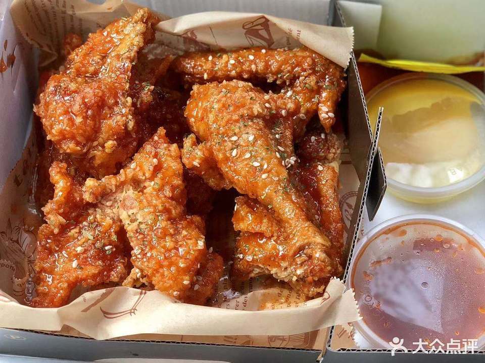 蜜汁酱炸鸡图片