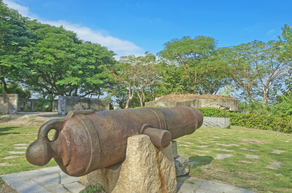 燕尾山午炮台遗址地址(位置,怎么去,怎么走,在哪,在哪里,在哪儿):厦门