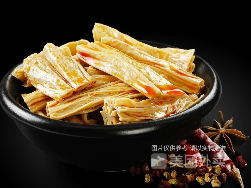 素菜拼盘推荐菜:巴蜀王氏现捞位于武汉市江夏区古驿道160号附5