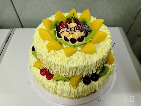 双层栗子蓉蛋糕图片