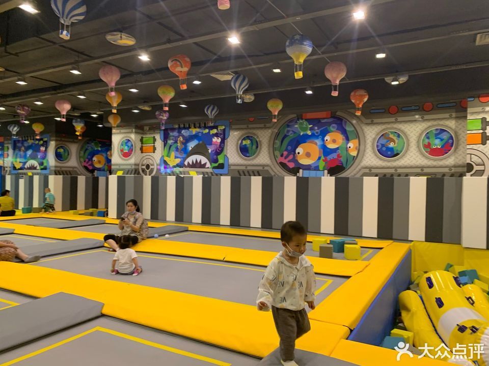 鸿恩寺儿童公园