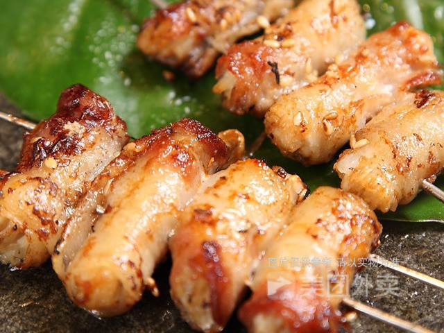 五花肉包金针菇图片