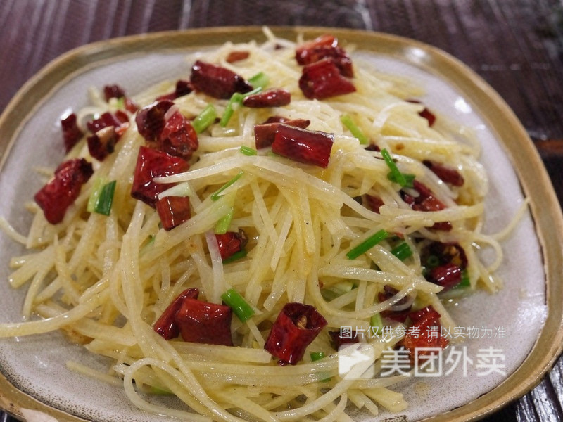 酸辣土豆丝饭图片