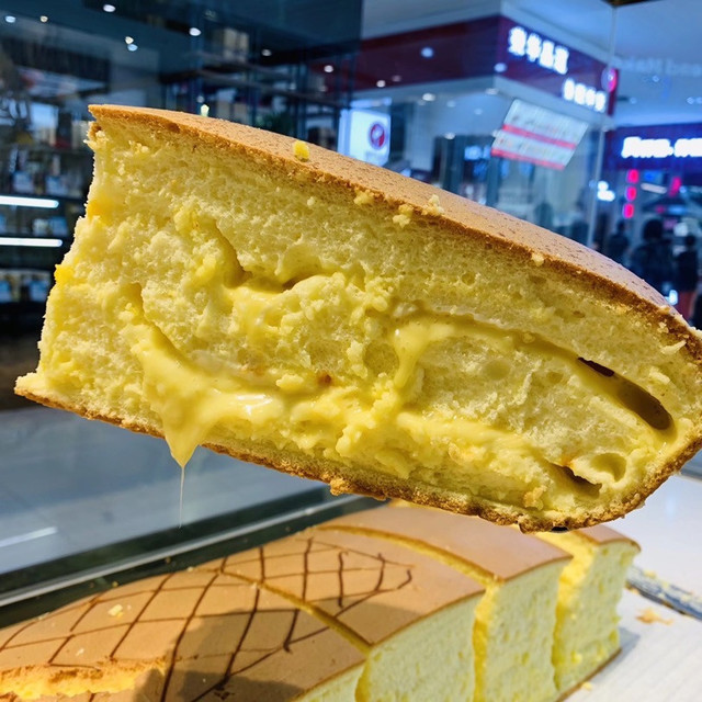 原汁原味抖臀蛋糕推荐菜:南洋大师傅(八方店)位于唐山市路北区北新西