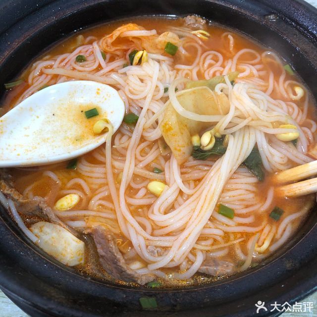 凯里石六昌酸汤砂锅粉