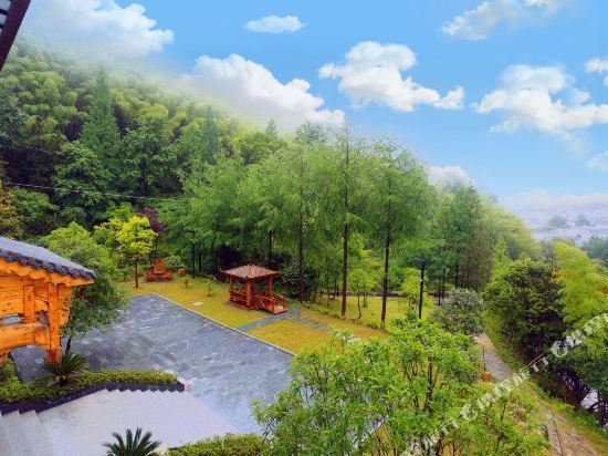 黄山市 住宿服务 酒店 > 翡翠宾馆           