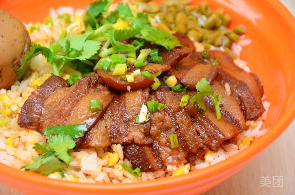 大肉蛋炒饭图片