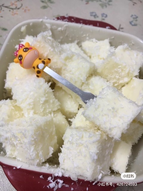 椰丝牛奶小方图片
