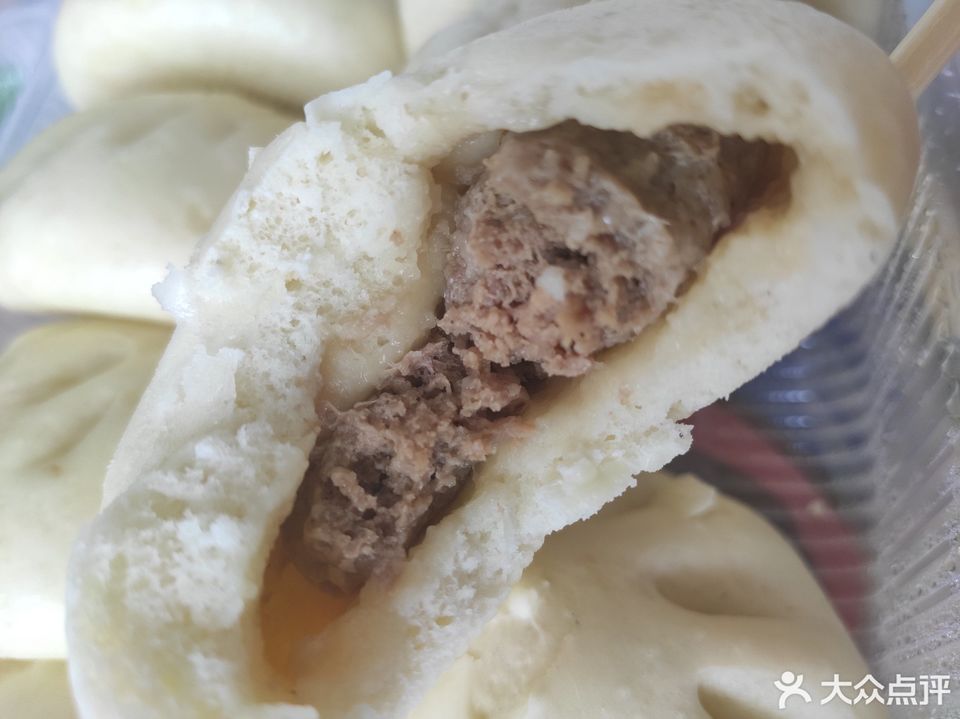 干肠馅包子图片