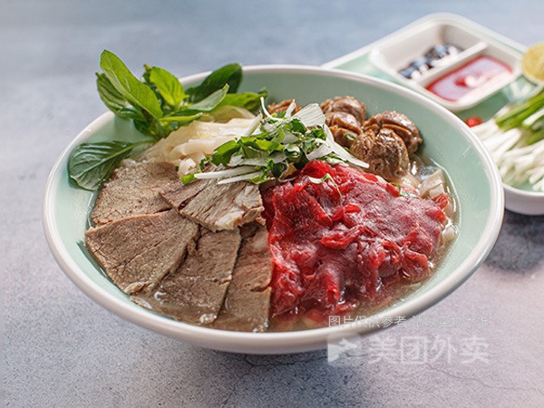 招牌越南火车头汤河粉图片