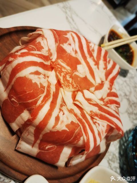 推荐菜:洋房火锅(楼上包房店)位于长春市南关区吉顺街曙光路交汇处