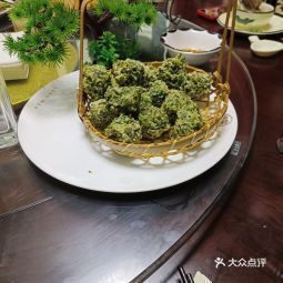 大红灯笼东北菜国飞尚城店