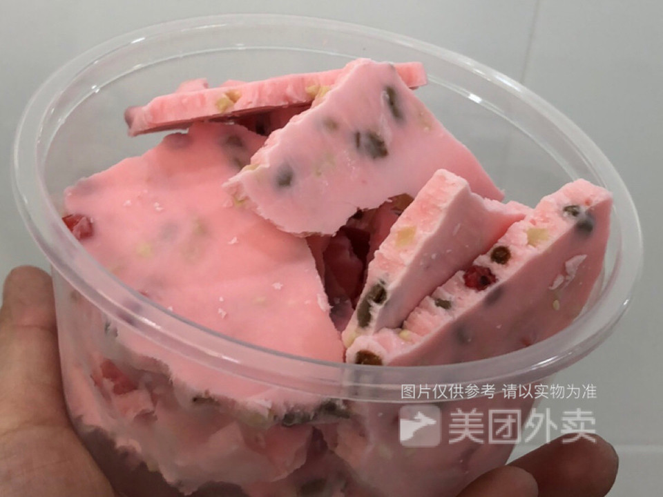 玫瑰蔓越莓炒酸奶