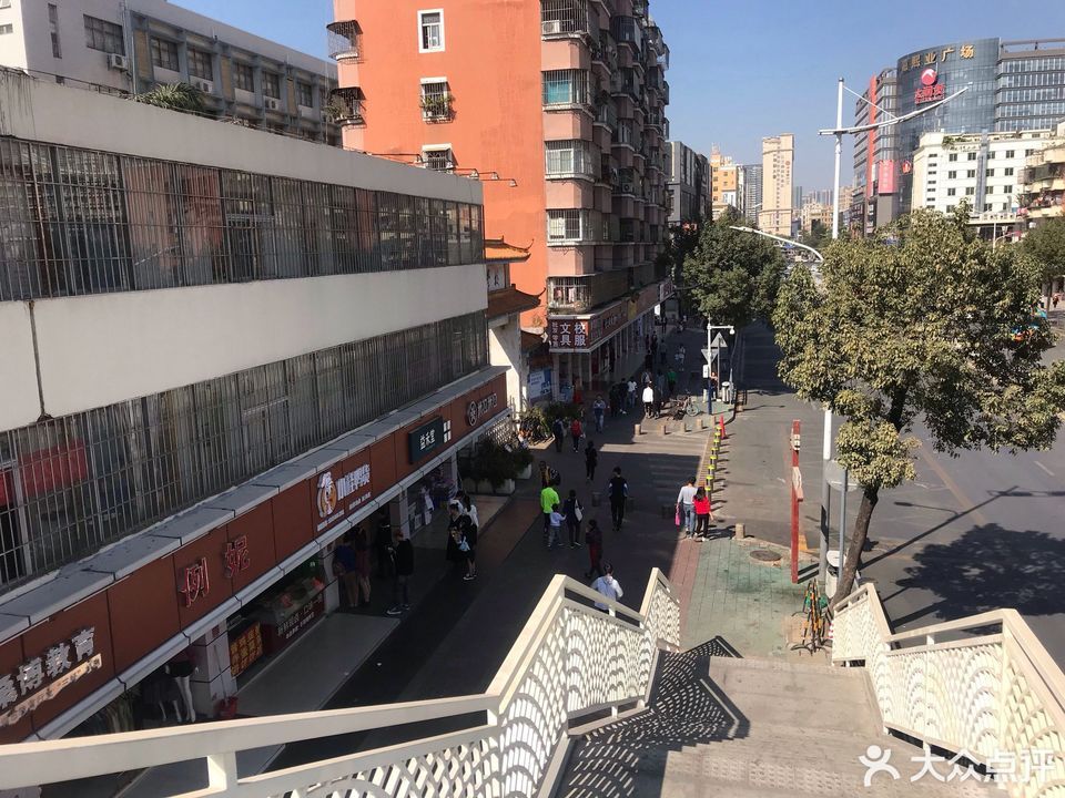 深圳市龙华镇民治