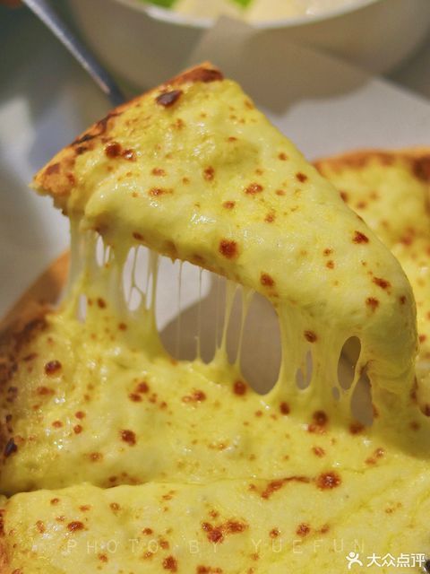 乐先生披萨隆生金山湖店