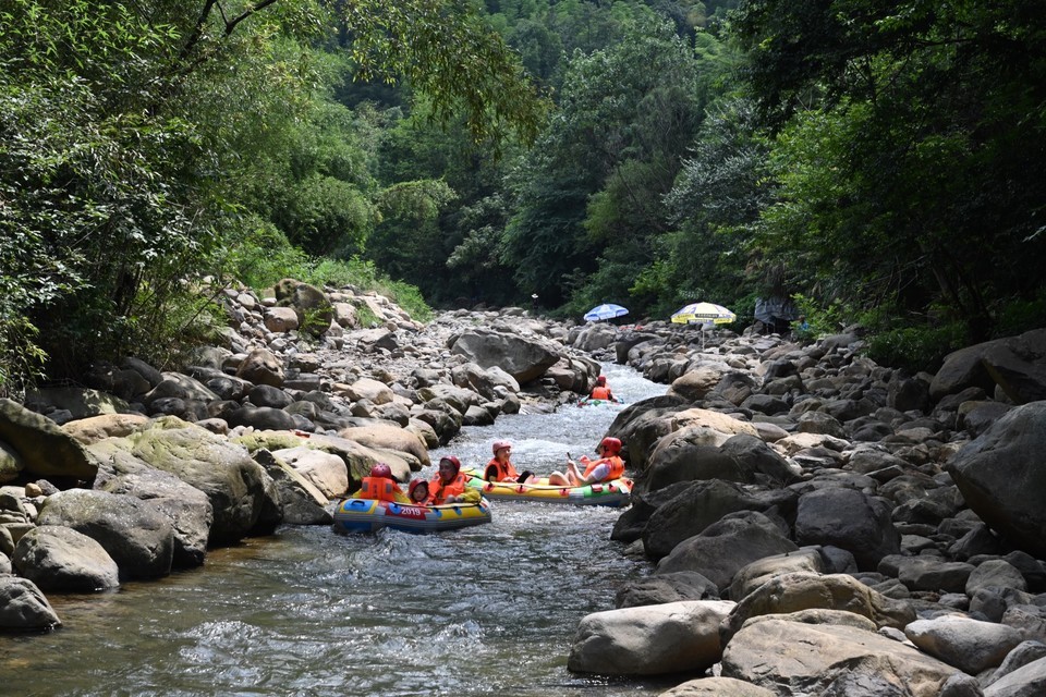 深溪峡谷漂流