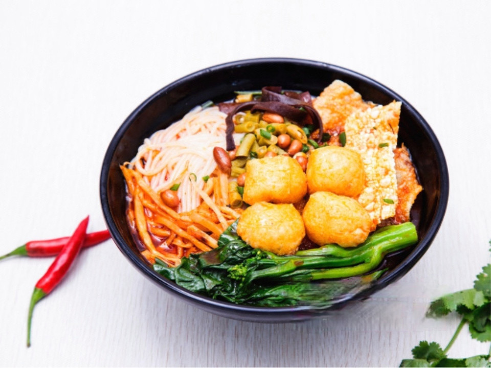 市联升西路153号推荐菜:招牌螺蛳粉叉烧干捞螺蛳粉鱼豆腐螺蛳粉分类