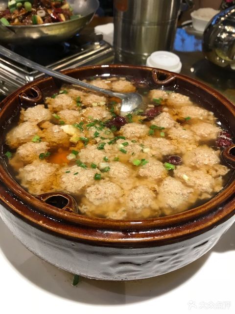 汽锅肉丸汤图片