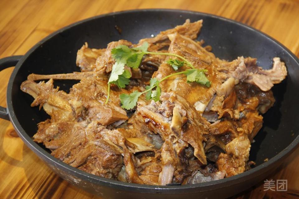 西北狼大盆骨展西路店