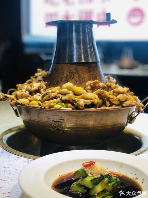 老佛爷铜炉蛙锅挂绿店