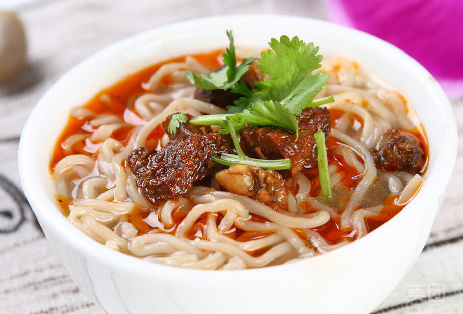 手擀大柳面图片