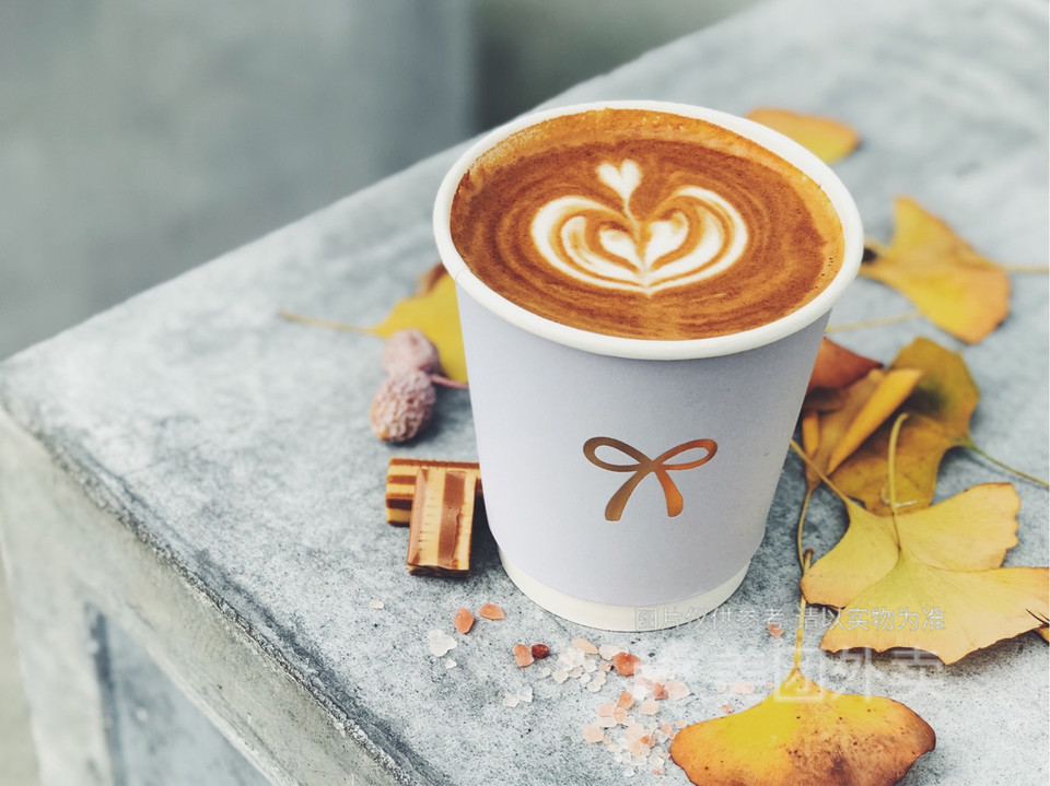 太妃糖海盐拿铁图片