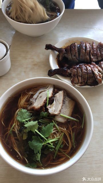 侗侗面馆崔桥店