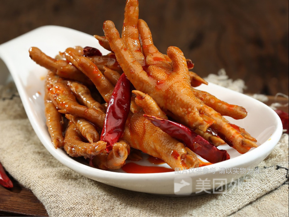 卤汐汐衢州鸭头鸭脖绿地东海岸店