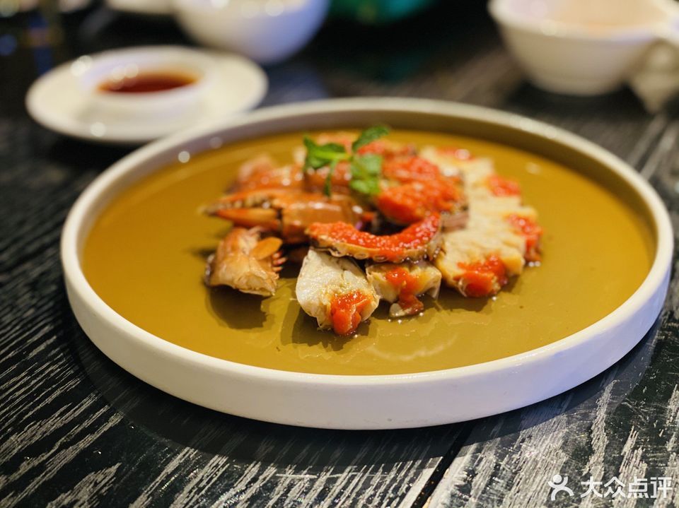 吉品小鲜jhouse(万象城店)位于上海市闵行区虹桥镇吴中路1599号万象城