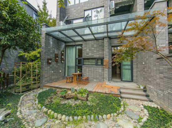 青城山联排别墅