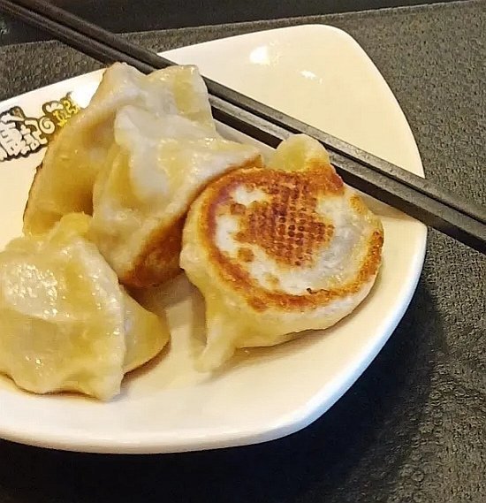 hkj禾康记好粥道甘旗卡店