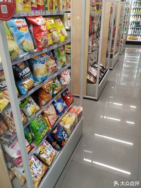 美宜佳(乳山路店)图片