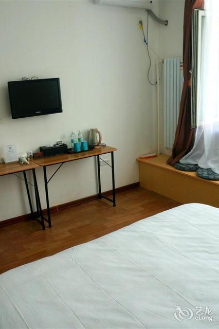 伊春市 住宿服务 酒店 > 伊春爱旅物宾馆]