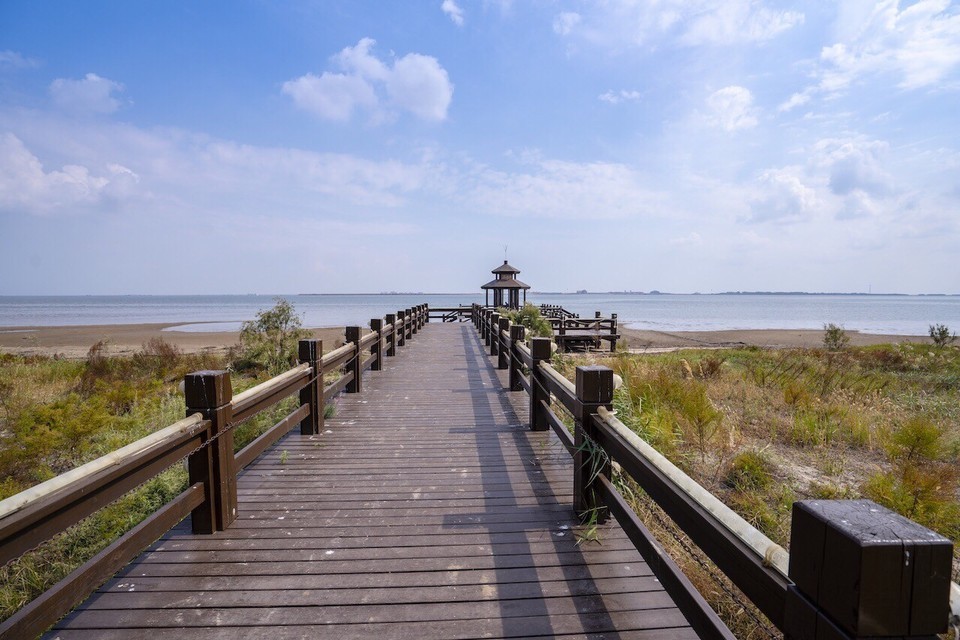 乐亭金沙滩温泉假日酒店