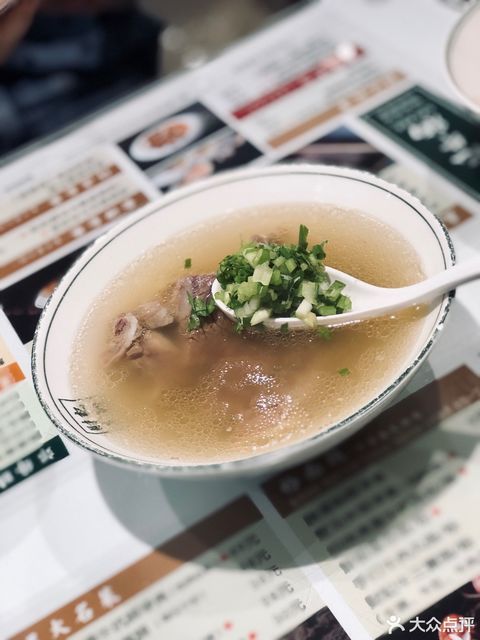 招牌清湯牛坑腩淨食圖片