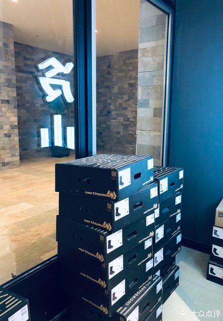          冷山雪具(崇礼旗舰店)