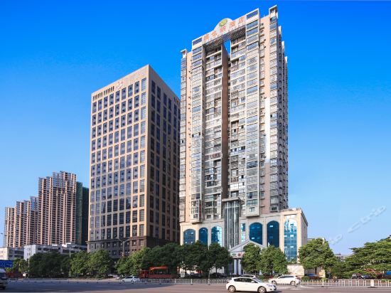 维也纳酒店(湖南衡阳蒸湘店)新天地网咖茶楼华莱士·全鸡汉堡(松柏店)