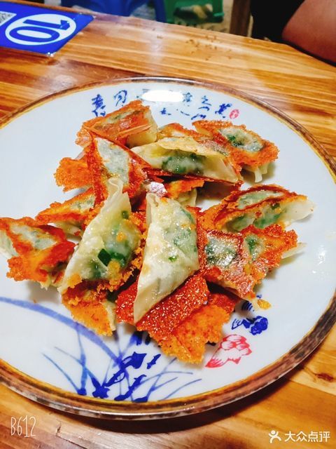 【桐梓锅贴饺】地址,电话,路线,周边设施_360地图